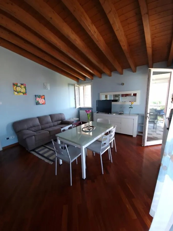 Attico Vista Lago Apartment Desenzano del Garda